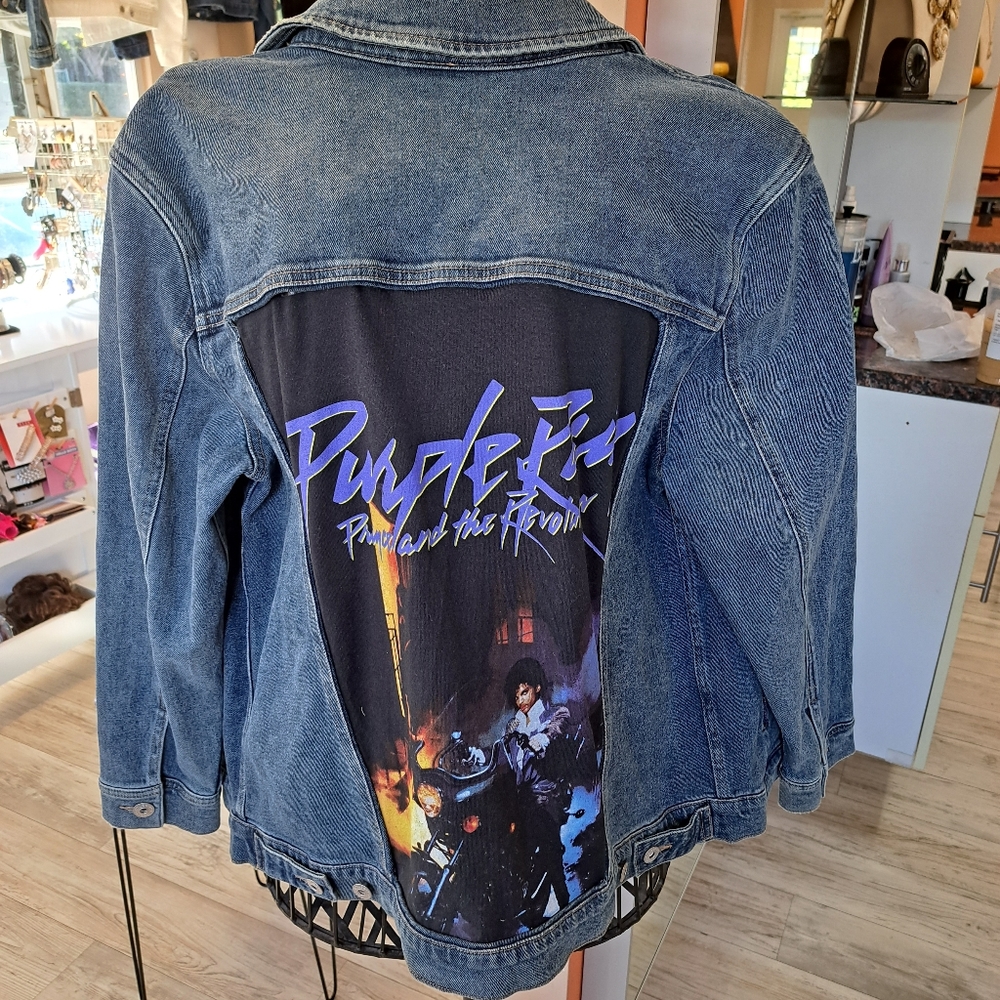 Denim jacket - Picture 1 of 2